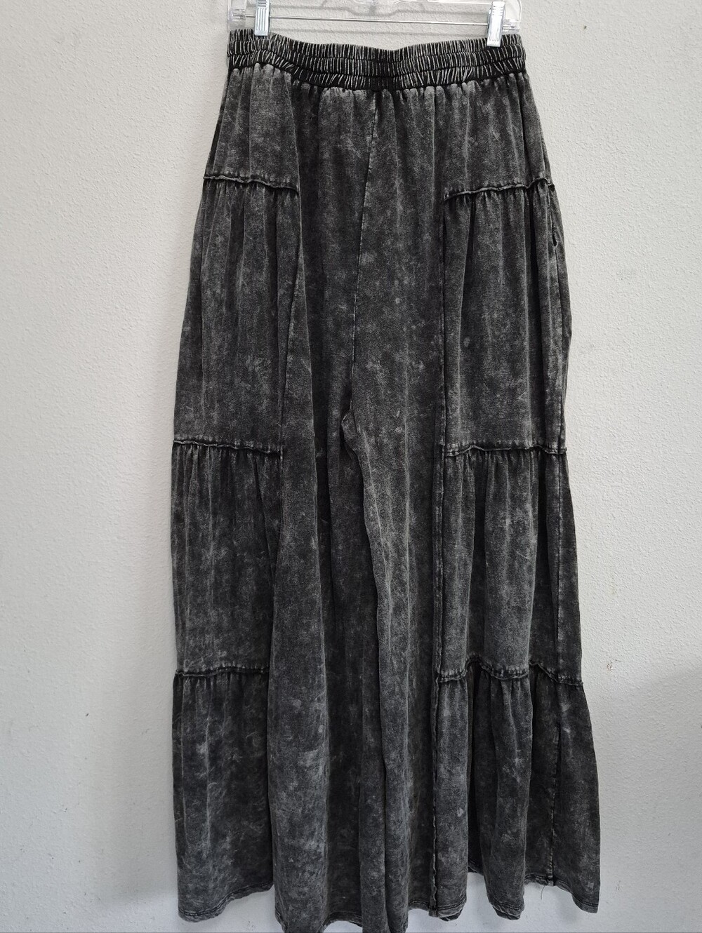 Oli & Hali Wide Leg High Waist Black Mineral Wash Tiered Pants M Boho Chic - Picture 7 of 13